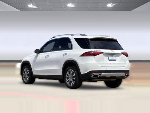 Used 2022 Mercedes-Benz GLE 350 4MATIC w/ Premium Package image 3