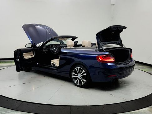 Used 2017 BMW 230i Convertible RWD image 12