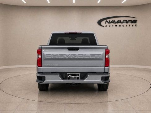 Used 2024 Chevrolet Silverado 1500 LT RWD image 6