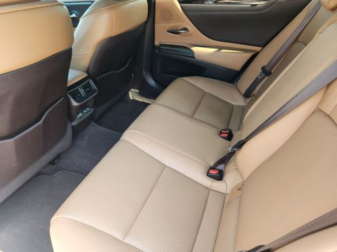 Used 2020 Lexus ES 350 w/ Premium Package FWD image 20