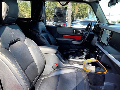 Used 2023 Ford Bronco Badlands w/ Sasquatch Package image 8