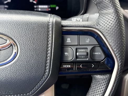 Used 2024 Toyota Tundra Limited image 23