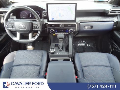Used 2026 Toyota 4Runner Platinum AWD/4WD image 15