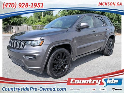 Used 2019 Jeep Grand Cherokee Altitude RWD image 1