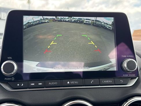 Used 2024 Nissan Sentra SV FWD image 28