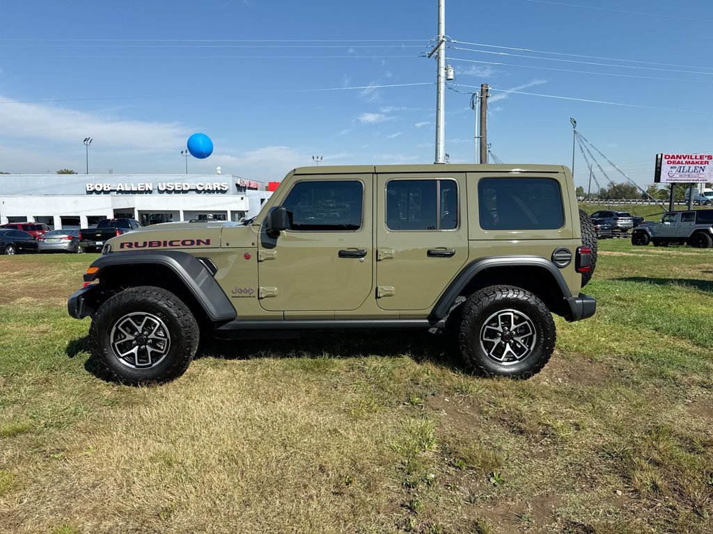 Used 2026 Jeep Wrangler Unlimited Rubicon AWD/4WD image 11