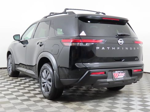 New 2026 Nissan Pathfinder SV image 16