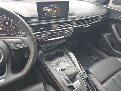 Used 2018 Audi A4 2.0T Prestige w/ Prestige Package AWD/4WD image 23