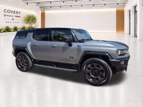 Used 2026 GMC Hummer EV 3X AWD/4WD image 15