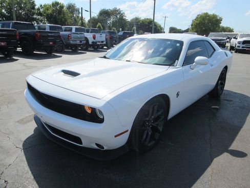Used 2022 Dodge Challenger GT w/ Blacktop Package RWD image 11