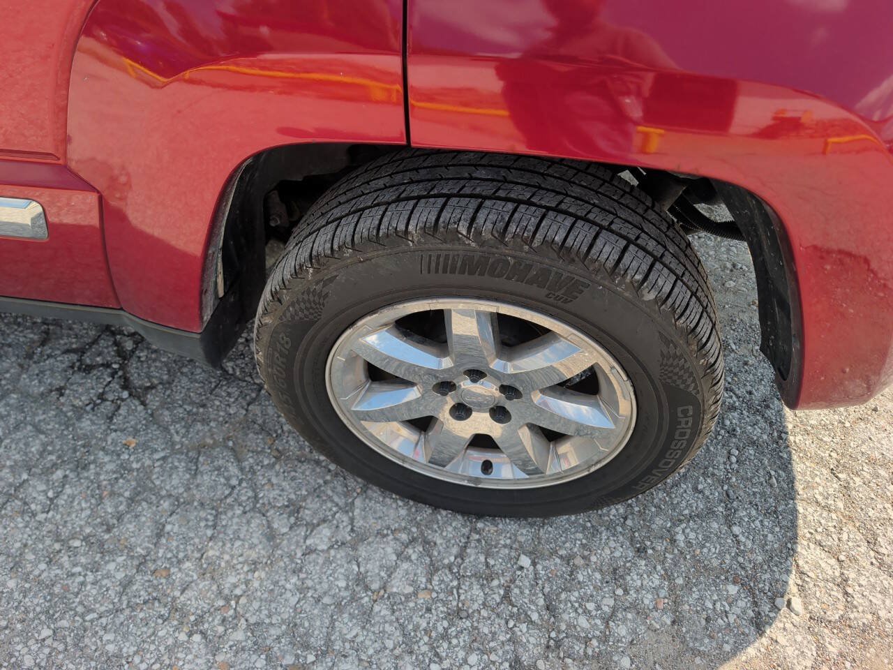 Used 2012 Jeep Liberty Sport AWD/4WD image 10
