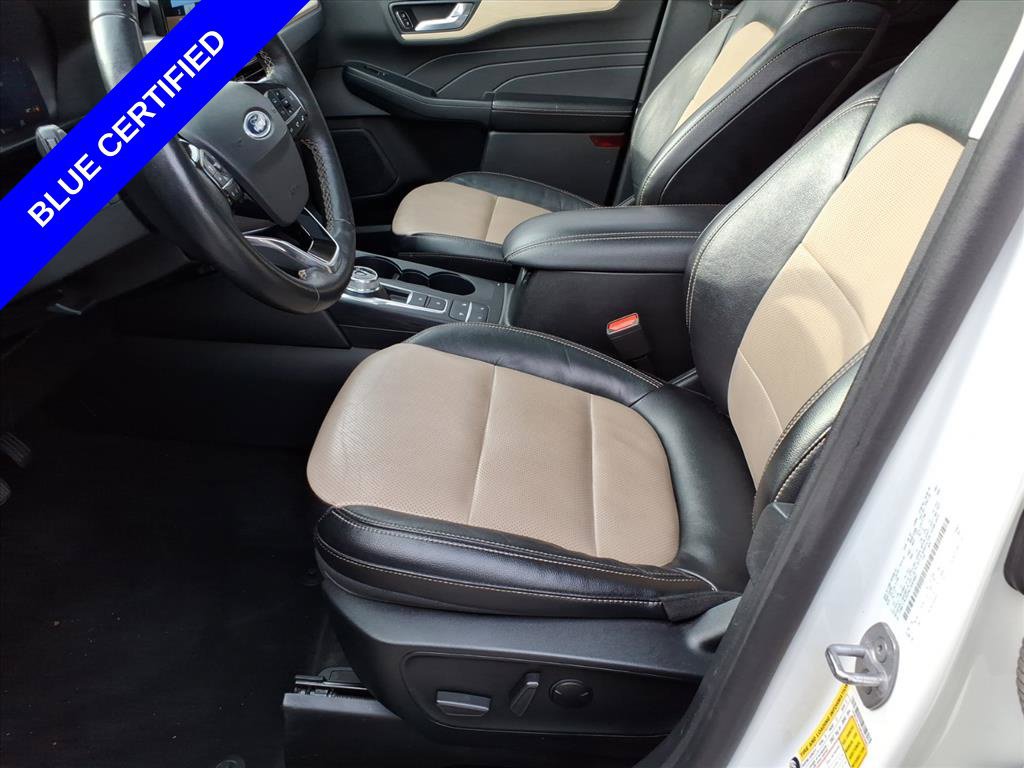 Certified 2022 Ford Escape Titanium w/ Titanium Elite Package AWD/4WD image 15