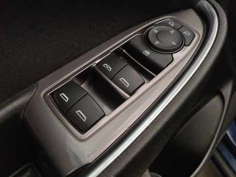 Used 2022 Chevrolet Malibu LT image 27