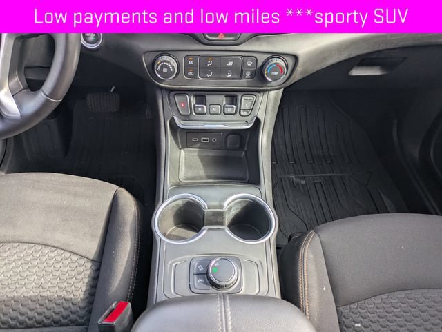 Used 2021 GMC Terrain SLE w/ Elevation Edition FWD image 19
