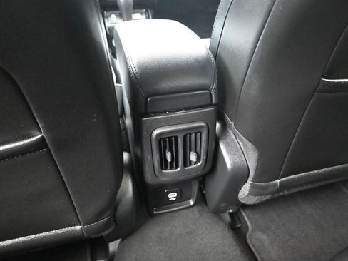 Used 2021 Jeep Compass Latitude image 21