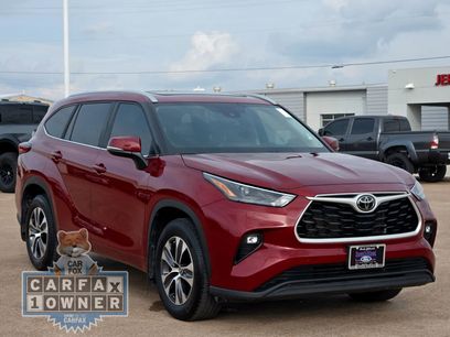 Used 2023 Toyota Highlander L