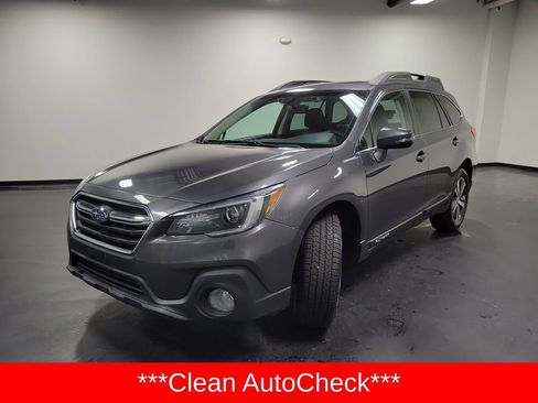 Used 2018 Subaru Outback 3.6R Limited AWD/4WD image 5