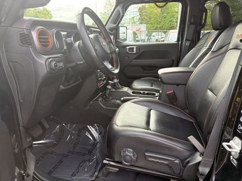 Used 2022 Jeep Gladiator Mojave w/ LED Lighting Group AWD/4WD image 11