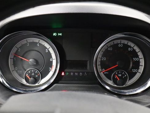 Used 2020 Dodge Grand Caravan SXT image 9