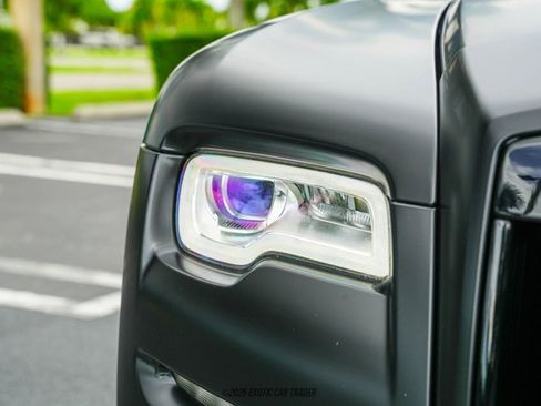 Used 2017 Rolls-Royce Wraith image 55