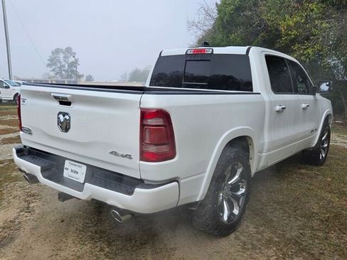 Used 2022 RAM 1500 Limited w/ Body Color Bumper Group image 13