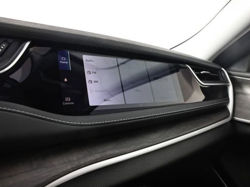 Used 2023 Jeep Grand Cherokee Limited image 12