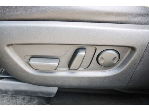 Used 2025 MAZDA CX-90 3.3 Turbo w/ Preferred Package image 29