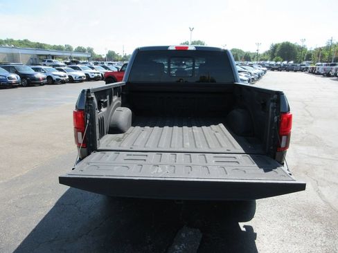 Used 2019 Ford F150 Lariat w/ Equipment Group 502A Luxury AWD/4WD image 8