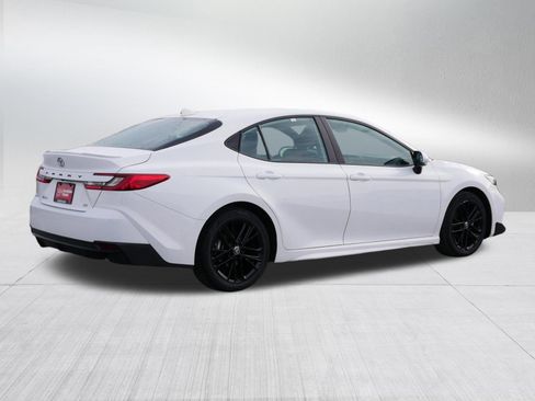 Certified 2025 Toyota Camry SE image 7