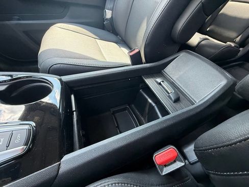 Used 2022 Honda Pilot Elite image 25
