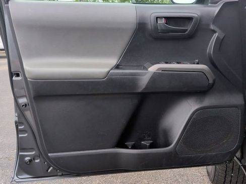 Used 2023 Toyota Tacoma SR5 RWD image 13