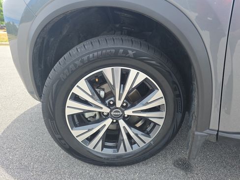 Used 2023 Nissan Rogue SV FWD image 33