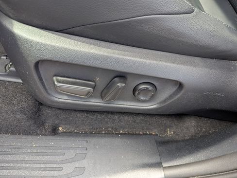 Used 2026 Toyota 4Runner Limited AWD/4WD image 16