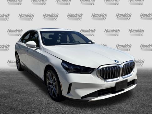 Certified 2024 BMW i5 eDrive40i w/ Convenience Package RWD image 2