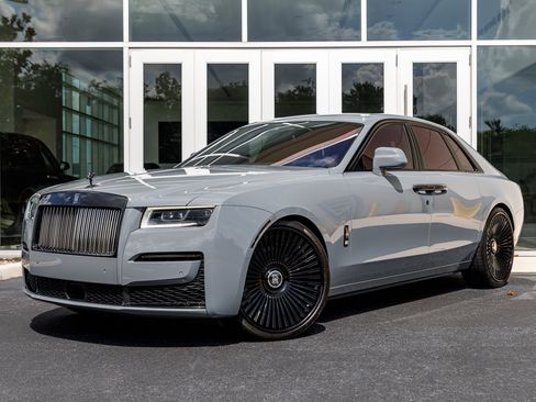 Used 2023 Rolls-Royce Ghost Black Badge w/ Black Badge Ghost Package AWD/4WD image 1