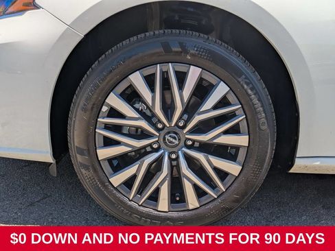 Used 2025 Nissan Altima 2.5 SV AWD/4WD image 31