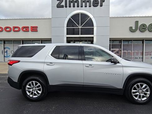 Used 2019 Chevrolet Traverse LS image 9