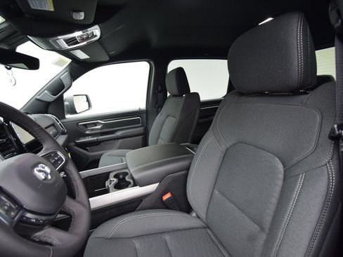New 2026 RAM 1500 Big Horn AWD/4WD image 33