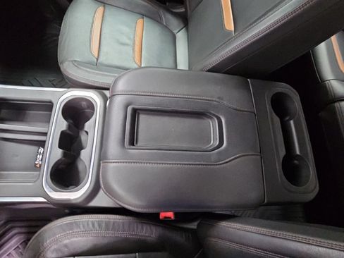 Used 2021 GMC Sierra 1500 AT4 w/ AT4 Premium Package AWD/4WD image 22