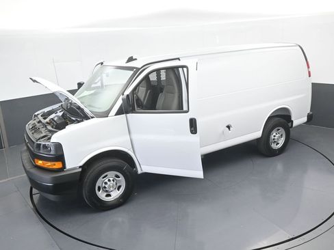 New 2025 Chevrolet Express 2500 w/ Driver Convenience Package image 62