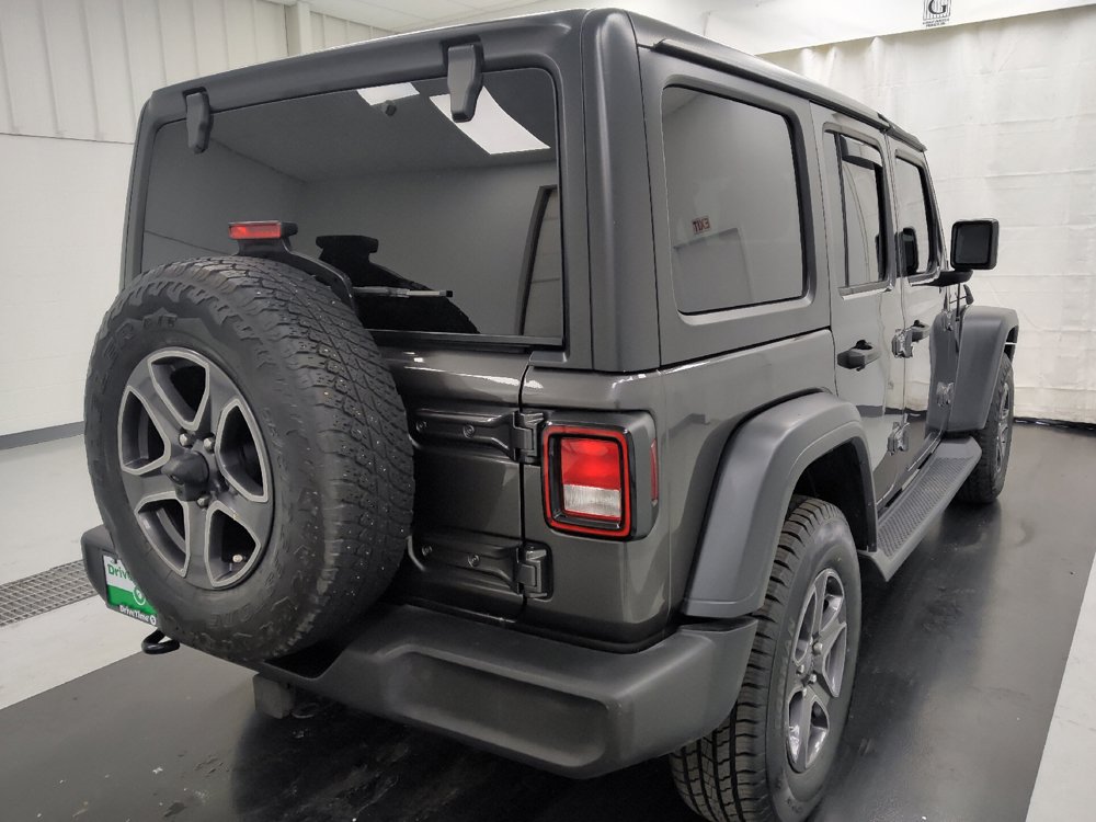 Used 2018 Jeep Wrangler Unlimited Sport S AWD/4WD image 9