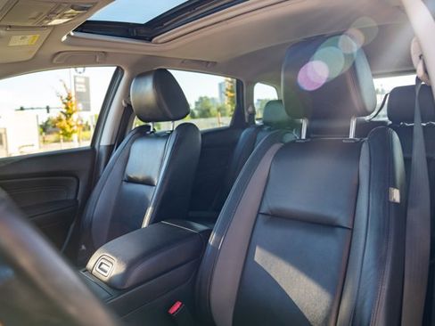 Used 2008 MAZDA CX-9 Touring w/ Moonroof & Bose Audio Pkg FWD image 5