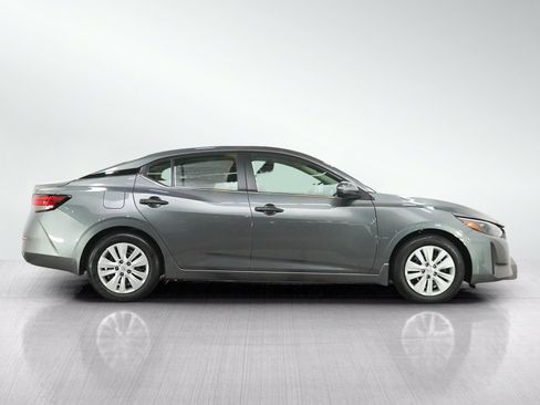 Used 2025 Nissan Sentra S FWD image 6