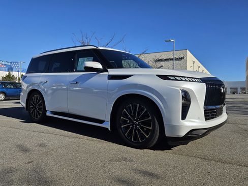 New 2026 INFINITI QX80 Autograph w/ Premium Cargo Package AWD/4WD image 8