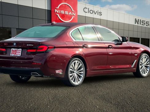 Used 2023 BMW 530e RWD image 3
