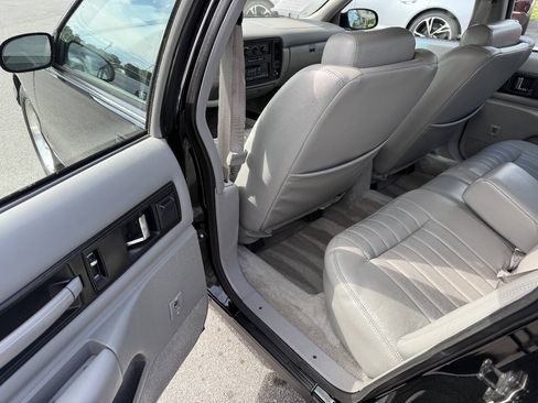 Used 1996 Chevrolet Impala SS RWD image 23