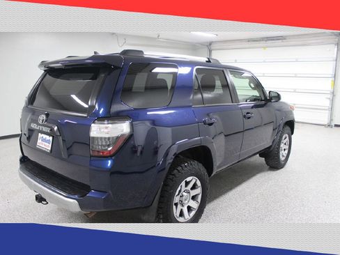 Used 2015 Toyota 4Runner Trail image 3