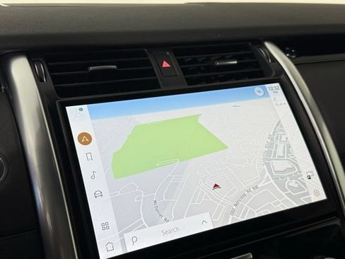 New 2025 Land Rover Discovery S AWD/4WD image 17