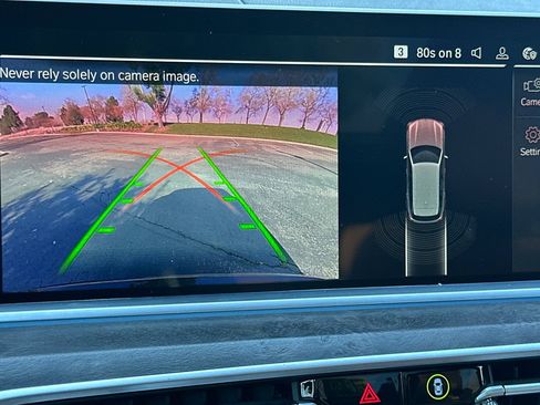 Used 2022 BMW X5 xDrive45e w/ M Sport Package image 25