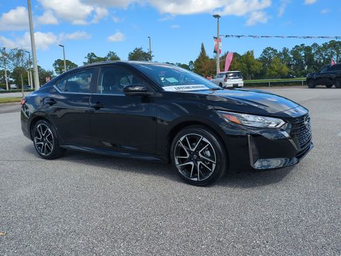 New 2025 Nissan Sentra SR w/ SR Premium Package image 3